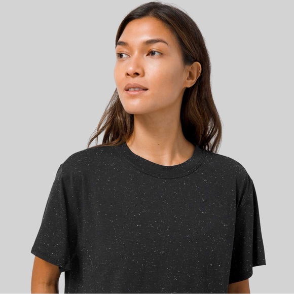 Lululemon All Yours Boyfriend Tee in Black / White - Picture 3 of 7